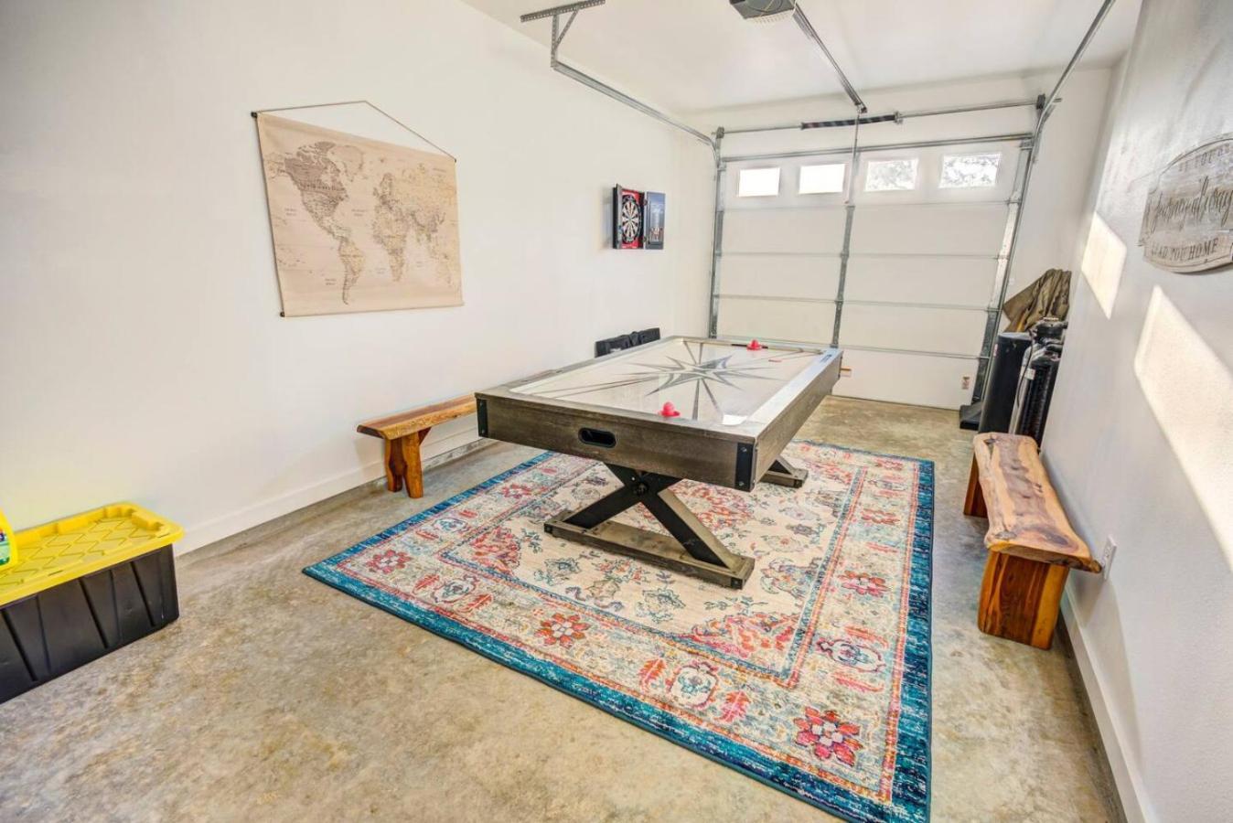 The Lodge At Little Ranches Central Sleeps 26 Wimberley Bagian luar foto
