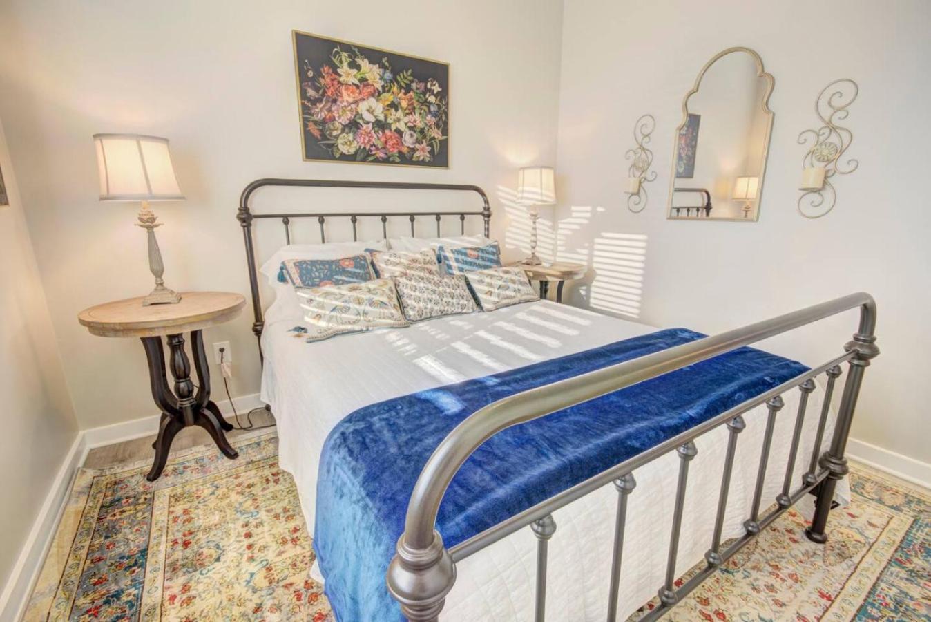The Lodge At Little Ranches Central Sleeps 26 Wimberley Bagian luar foto